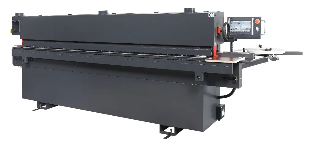 Okleiniarka REMA eXpert automatic ze wstępnym frezowaniem, podgrzewaniem płyty, 2 cyklinami (cyklina płaska, cyklina promieniowa), zarabianiem naroży, polerką