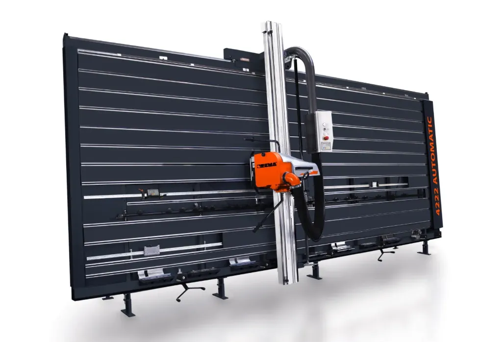 Pionowa piła panelowa, pilarka REMA 4222 AUTOMATIC, podcinak w standardzie
